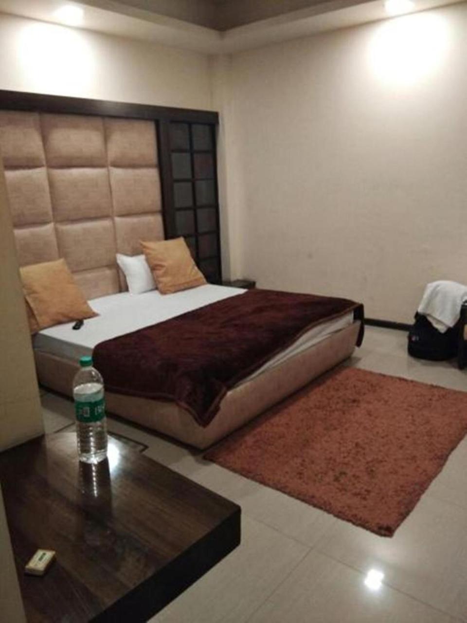 Hotel Shivalik Goldbhopal Buitenkant foto
