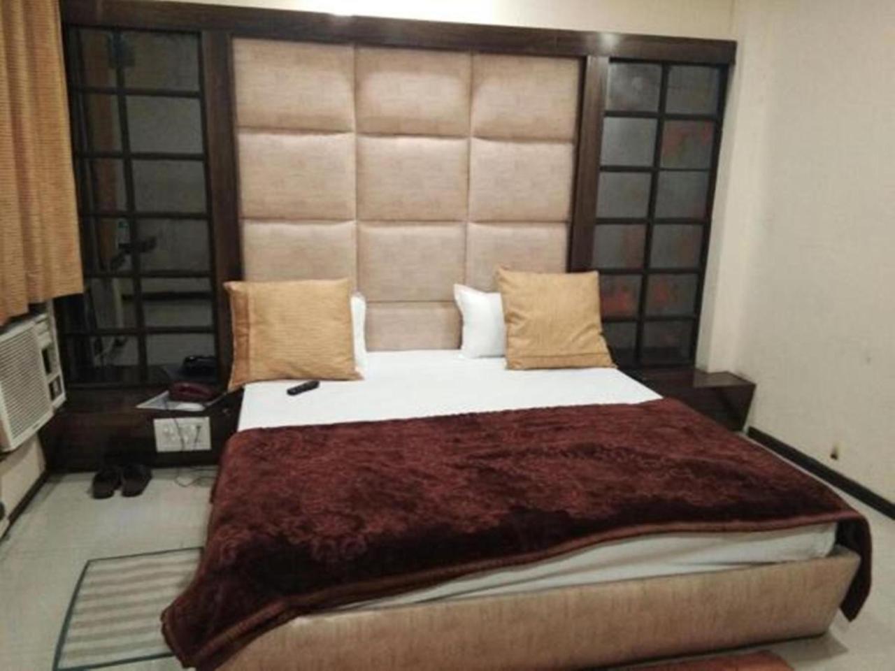 Hotel Shivalik Goldbhopal Buitenkant foto