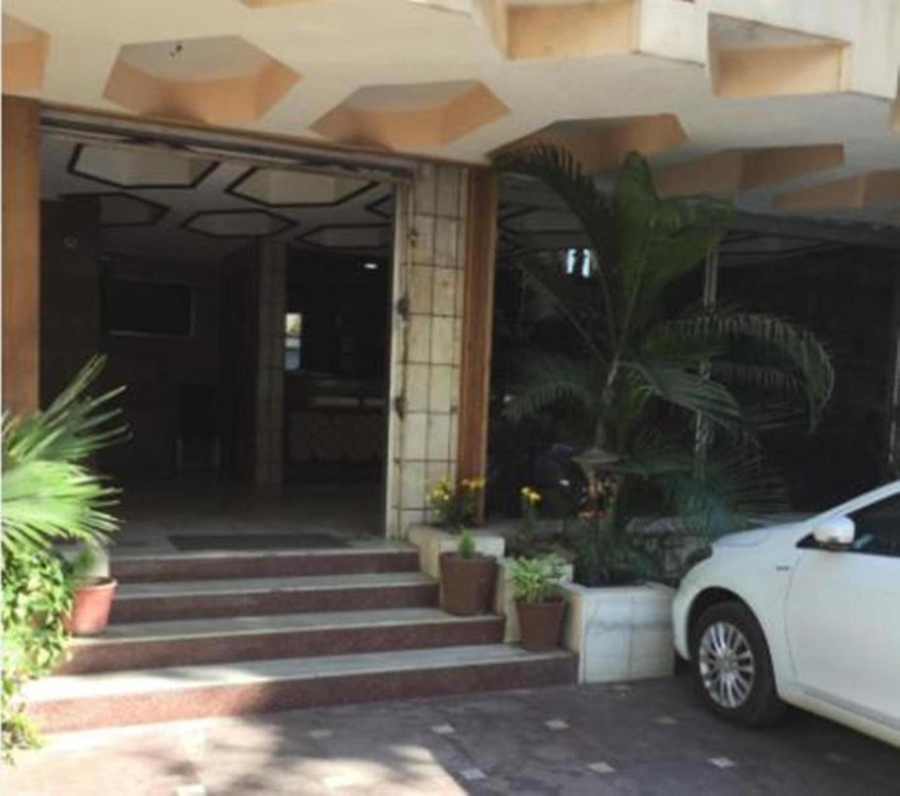 Hotel Shivalik Goldbhopal Buitenkant foto
